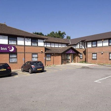 Premier Inn Southampton North Chilworth  Bagian luar foto