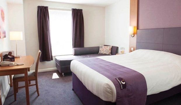 Premier Inn Southampton North Chilworth  Bagian luar foto